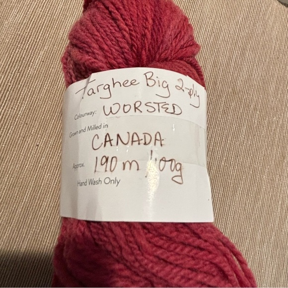 LONG WAY HOMESTEAD Targhee Big 2 Ply Worsted 100% Wool NEW - Picture 3 of 4